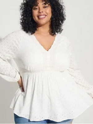 Torrid Women’s Long Sleeve White Eyelet Babydoll Tunic Size 00 (10) thumbnail 1