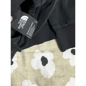 North face black hoodie thumbnail 3