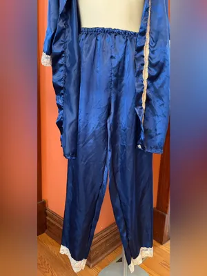Vintage Blue Satin Lace-Trim Pajama Set thumbnail 4