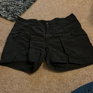 The north face‎ black shorts 12 thumbnail 2