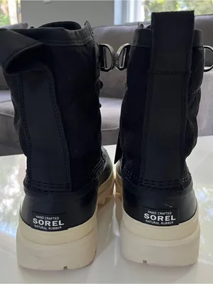 Sorel Women's Caribou Royal Winter Boots Black/Chalk. thumbnail 9
