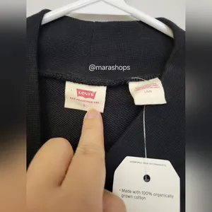 Levi's Black Mockneck Crop Sweatshirt thumbnail 5