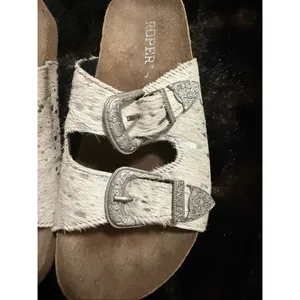 Roper Women's Desiree footbed sandals white and silver hair-on-hide Shoe 6 thumbnail 2