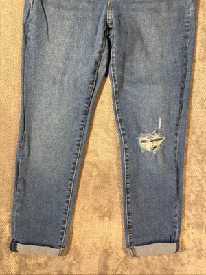 Signature by Levi Strauss Boyfriend Jeans Womens 6/28 Distressed Cuffed Stretch thumbnail 4
