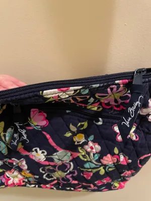 Retired Vera Bradley Hipster Crossbody Purse Bag Ribbons Pattern Breast Cancer thumbnail 5