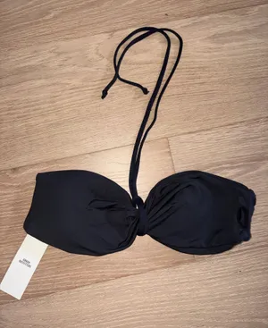 Urban Outfitters brand new black bikini halter top small with tags thumbnail 1