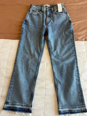 Abercrombie Ankle Straight Ultra High-Rise thumbnail 1