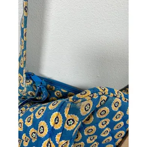 Vera Bradley Floral Shoulder‎ Bag Yellow Blue Zip Pockets Adjustable thumbnail 7