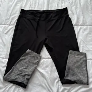 Womens Size XL Leggings Pants‎ Black Gray Drawstring Yoga Activewear Running Gym thumbnail 1