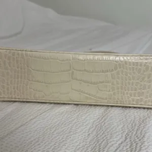 Lauren Ralph Lauren Ivory Shoulder Bag Snakeskin‎ Print thumbnail 5
