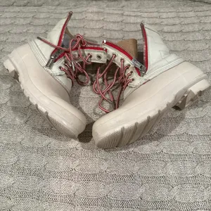 Hunter Women's Cream and White Boots Size 9 thumbnail 5