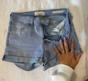 PacSun Shorts thumbnail 1