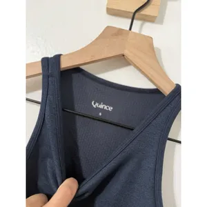 Quince Women’s Navy Cropped Scoop Neck Stretch Knit Tank Top Sz S Gym Activewear thumbnail 4