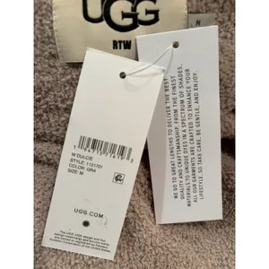 UGG Dulcie Tank Top Fuzzy Soft Cozy Lounge Beige M NWT‎ Rtw Plush thumbnail 7