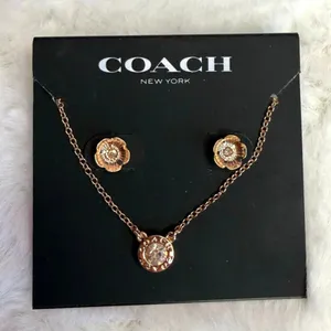 NWT COACH Signature Rose Gold Tone Floral Earrings Studs and Necklace Set thumbnail 1
