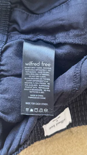 Aritzia Wilfred Free Black Cotton Linen Shorts Size M thumbnail 4