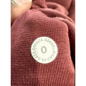 Lululemon‎ Align HR Crop 23" Scalloped Leggings Womens 0 Mulled Wine Lw6bz4s thumbnail 6