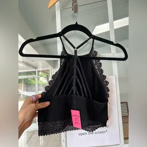 New with tags- Black high neck crochet lace bralette crop top thumbnail 10