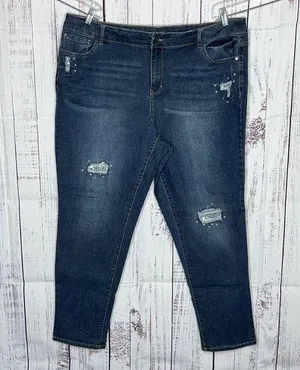 Avenue Denim Sz 22 Blue Denim Patchwork Embellished Distressed Girlfriend Jeans thumbnail 1