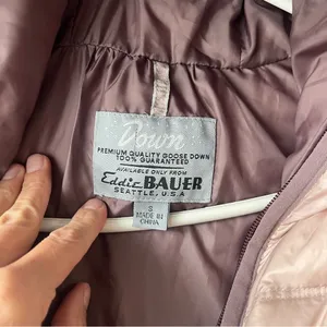 Eddie Bauer Women’s Vintage Goose-Down Hooded Puffer Vest – Size Small thumbnail 5
