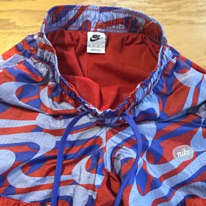 Nike Womens Sportswear Icon Clash Woven All Over Print Pants‎ Size XS Jogger Y2K thumbnail 8