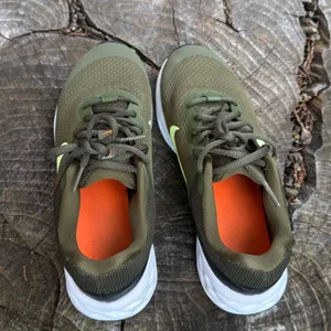 NIKE Revolution 6 NN – Smooth, Sustainable kids Running Shoes size 5.Y thumbnail 5