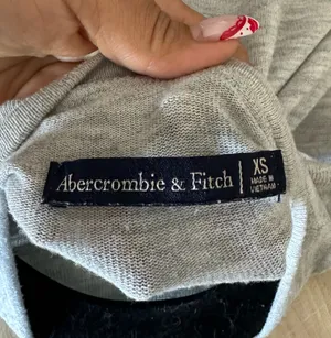Abercrombie and Fitch mockneck Top thumbnail 3
