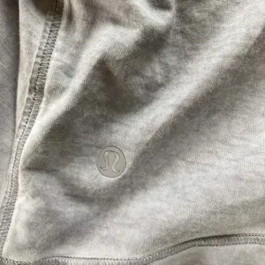 Lululemon Grey Cropped Tank Top thumbnail 3