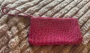 Pink Croc thumbnail 1
