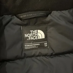 The North Face parka thumbnail 3