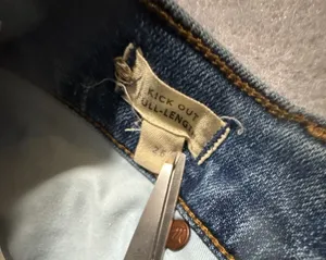 Madewell Kick Out blue jeans in size 26 thumbnail 8