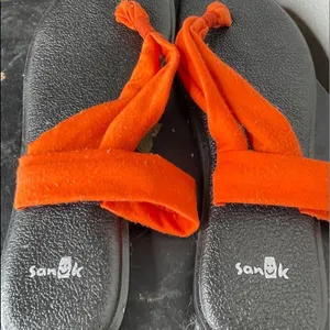 Sanuk Sandals‎ thumbnail 2