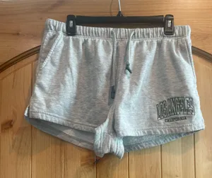 Social Scene Shorts Size L thumbnail 1