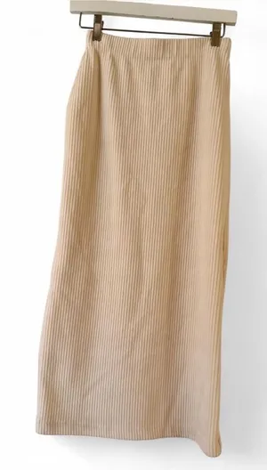 corduroy skirt slit on side thumbnail 1