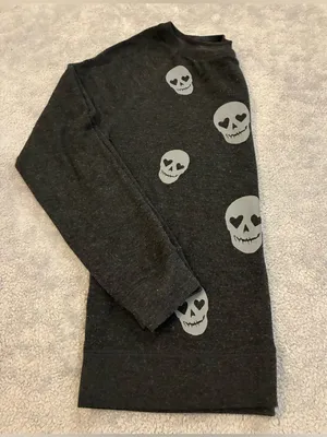 Women’s Live Love & Dream Black Crewneck with Gray and Peach Skull Prints Size M thumbnail 4