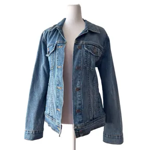 Old Navy Medium Wash Denim Jacket thumbnail 3