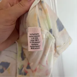 Victoria's Secret Short Sleeve Button Up Pajama Shirt Size Large thumbnail 5