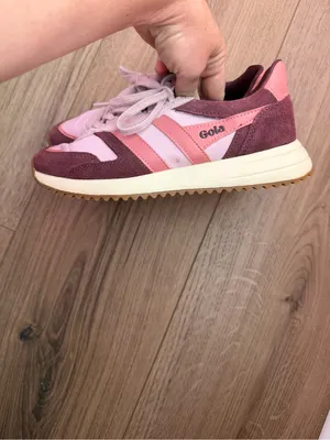 Gola Chicago Women’s Sneaker Size 6 thumbnail 4