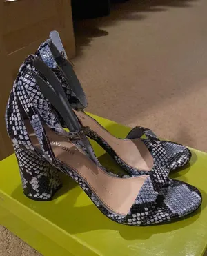 Gianni Bini Heels thumbnail 3