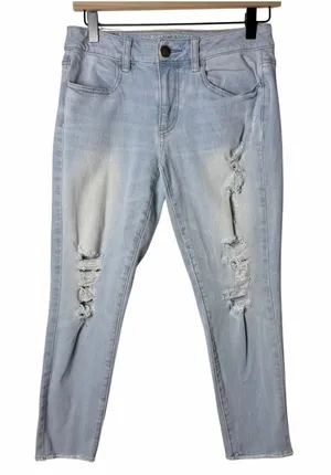 American Eagle Jegging Crop Light Wash Distressed Women's size 4 Regular thumbnail 1
