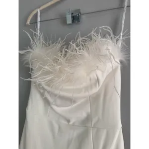 NWT Lulus White Strapless Feather Lined Maxi Dress Size XS thumbnail 4