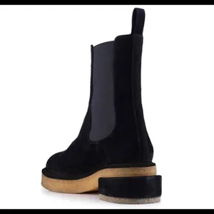 FRAME Suede Chunky Chelsea Boots‎ thumbnail 2