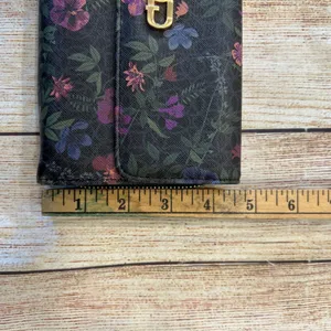 Guang TongVegan Leather Wristlet Wallet Black‎ Gold Hardware Organizer Floral thumbnail 5