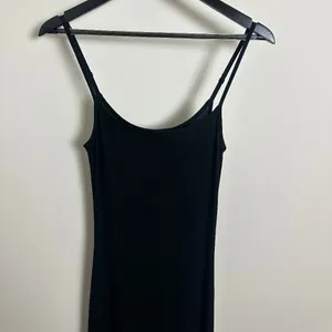 SKIMS Ribbed Long Slipdress in Onyx Black Size Medium thumbnail 6