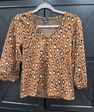 Ana Taylor top leopard small thumbnail 1