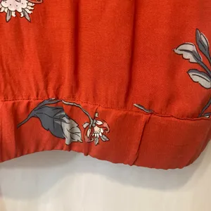 Loft Red Floral Tie Short Sleeves Waist Crossover V-Neck Blouse Top Medium thumbnail 11