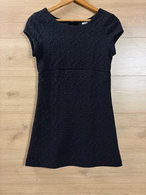 Kimchi Blue Black Textured Cap-Sleeve Super Mini Dress thumbnail 3