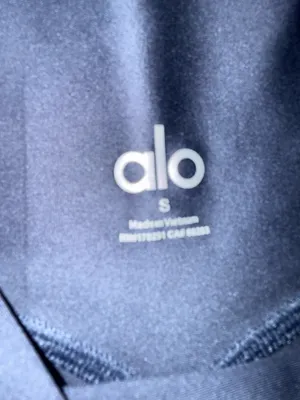 Alo Yoga Airlift Energy Short - Navy - Size S thumbnail 3