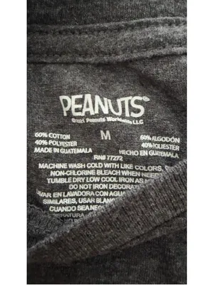 Women's PEANUTS Gray Snoopy Christmas Short Sleeve Tee M thumbnail 3