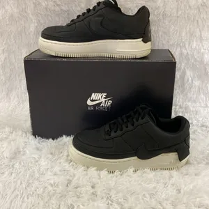 Nike Air Force 1 Women Black Low Back Sneakers.Size-7. thumbnail 13